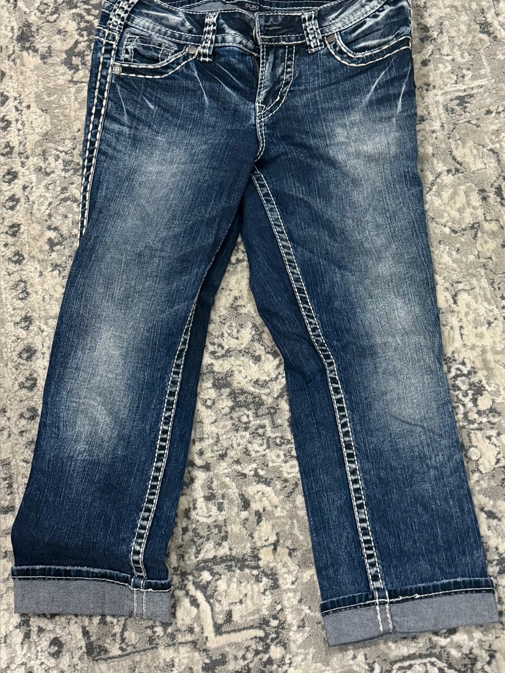 Silver Jeans Suki Mid Capri Dark Blue Distressed women’s jeans